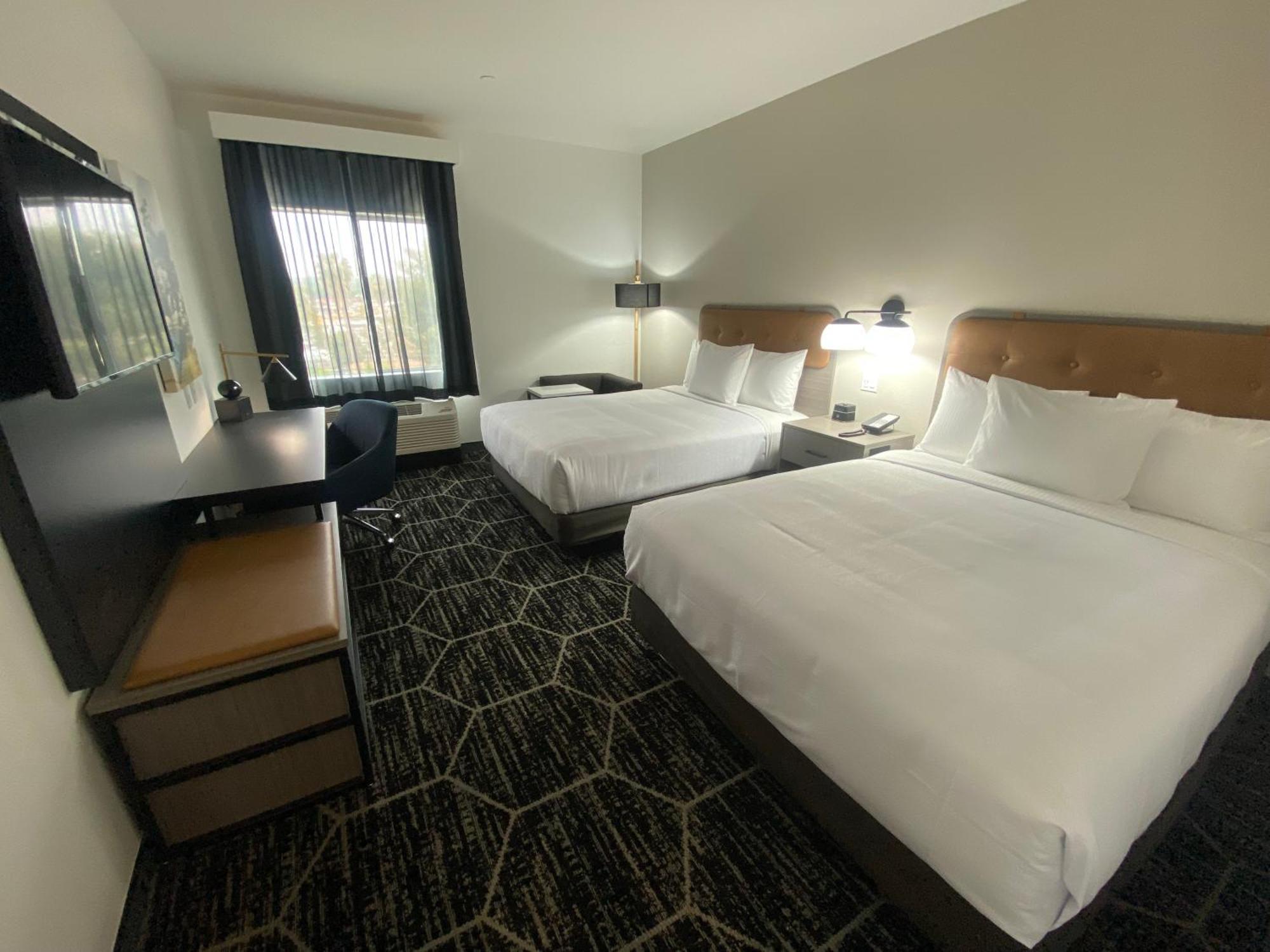 La Quinta Inn & Suites By Wyndham Yucaipa Екстер'єр фото