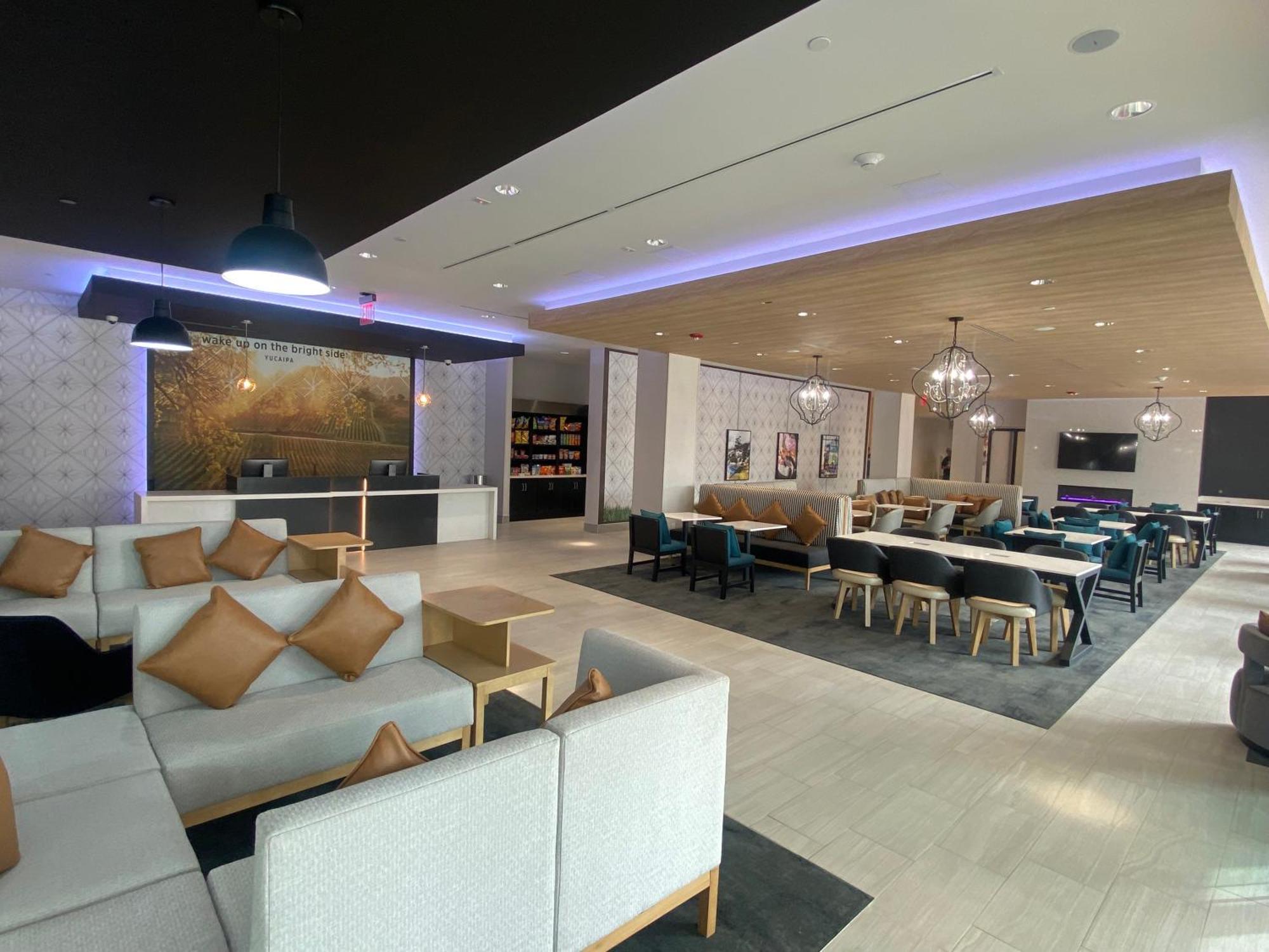 La Quinta Inn & Suites By Wyndham Yucaipa Екстер'єр фото